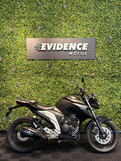 YAMAHA FZ 25 250 Fazer Flex , Foto 2