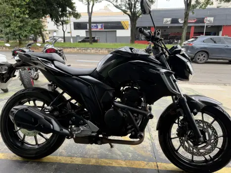 YAMAHA FZ 25 250 Fazer Flex , Foto 4