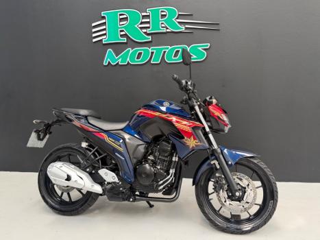 YAMAHA FZ 25 250 Fazer Flex , Foto 3