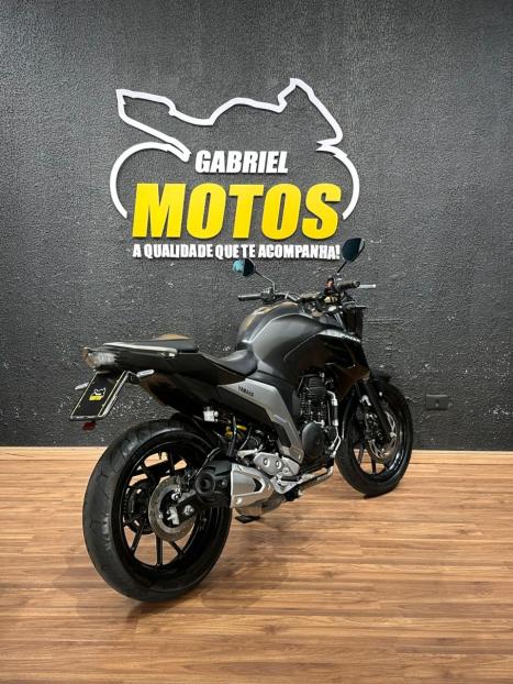YAMAHA FZ 25 250 Fazer Flex , Foto 6
