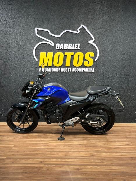 YAMAHA FZ 25 250 Fazer Flex , Foto 2