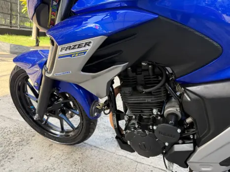 YAMAHA FZ 25 250 Fazer Flex , Foto 6