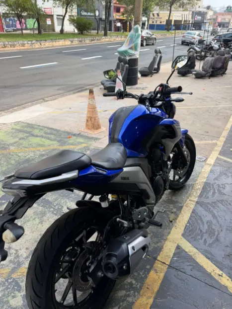YAMAHA FZ 25 250 Fazer Flex , Foto 3