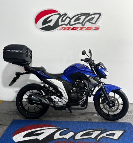 YAMAHA FZ 25 250 Fazer Flex , Foto 1