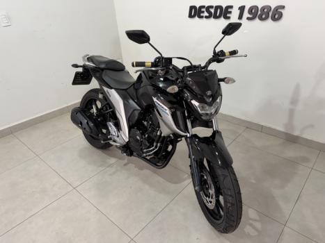 YAMAHA FZ 25 250 Fazer Flex , Foto 4