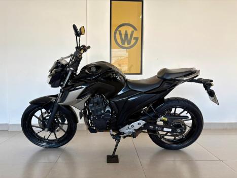 YAMAHA FZ 25 250 Fazer Flex , Foto 2
