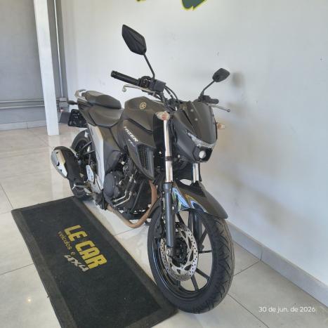 YAMAHA FZ 25 250 Fazer Flex , Foto 2