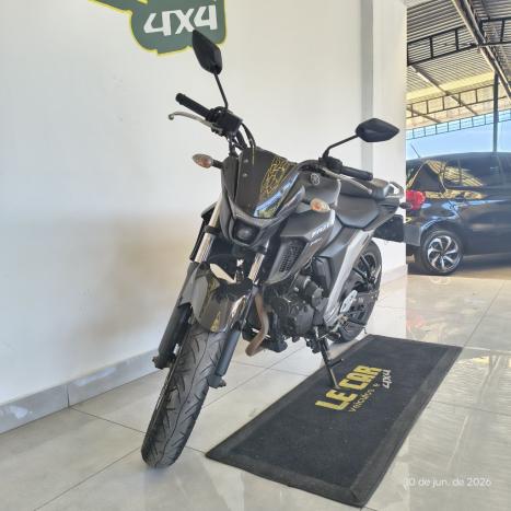YAMAHA FZ 25 250 Fazer Flex , Foto 4