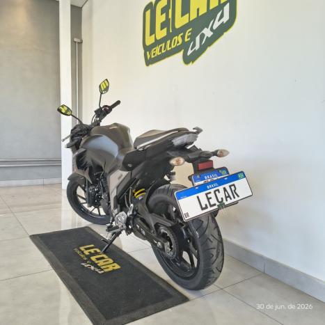 YAMAHA FZ 25 250 Fazer Flex , Foto 6