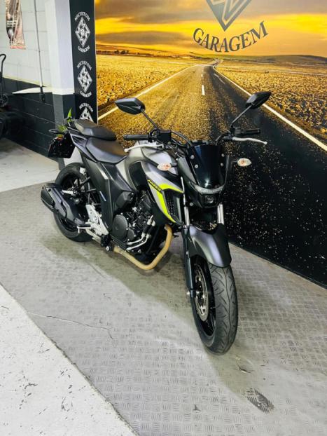 YAMAHA FZ 25 250 Fazer Flex , Foto 6