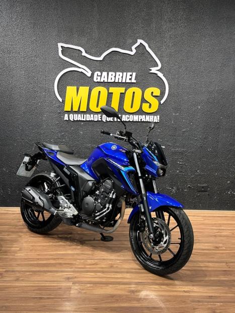 YAMAHA FZ 25 250 Fazer Flex , Foto 3