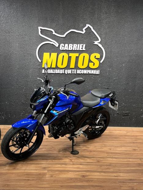 YAMAHA FZ 25 250 Fazer Flex , Foto 4