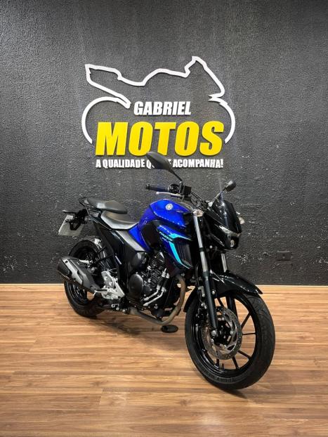 YAMAHA FZ 25 250 Fazer Flex , Foto 3