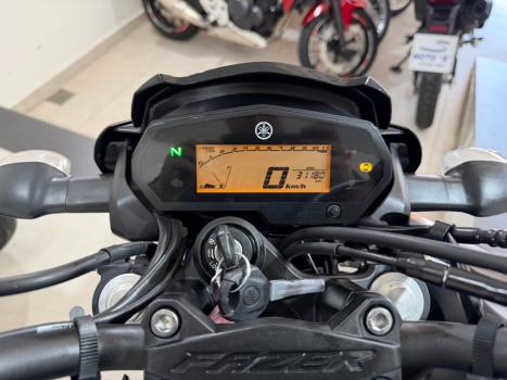 YAMAHA FZ 25 250 Fazer Flex , Foto 2