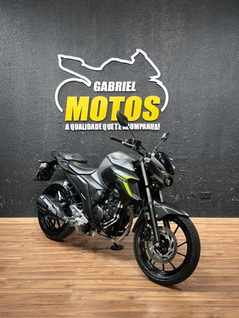 YAMAHA FZ 25 250 Fazer Flex , Foto 3