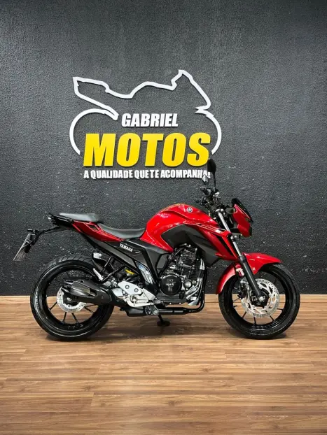 YAMAHA FZ 25 250 Fazer Flex , Foto 1