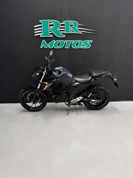 YAMAHA FZ 25 250 Fazer Flex , Foto 2