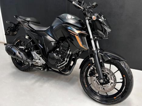 YAMAHA FZ 25 250 Fazer Flex , Foto 4
