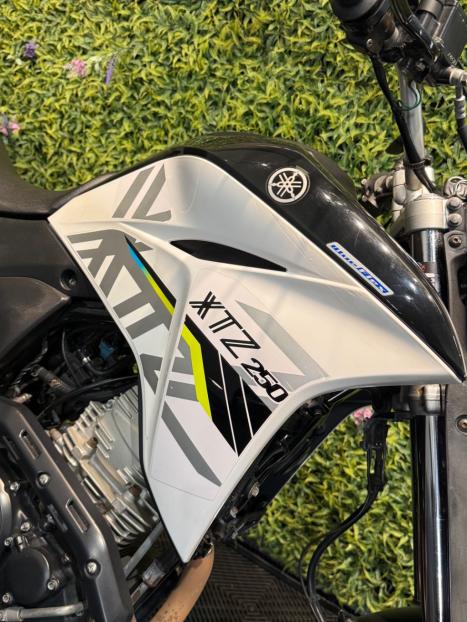 YAMAHA Lander 250 , Foto 7