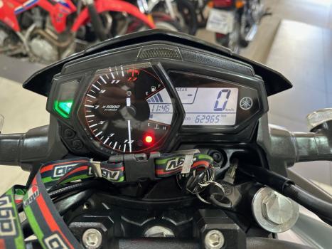 YAMAHA MT-03 300 , Foto 6