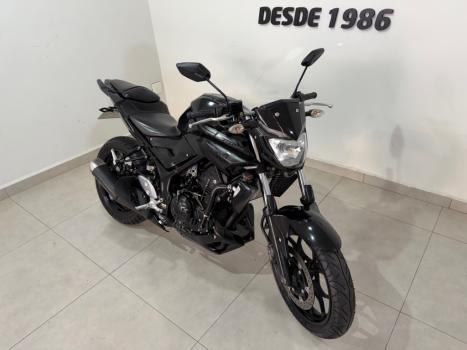YAMAHA MT-03 300 , Foto 3