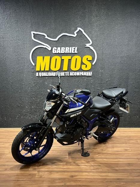 YAMAHA MT-03 300 , Foto 4