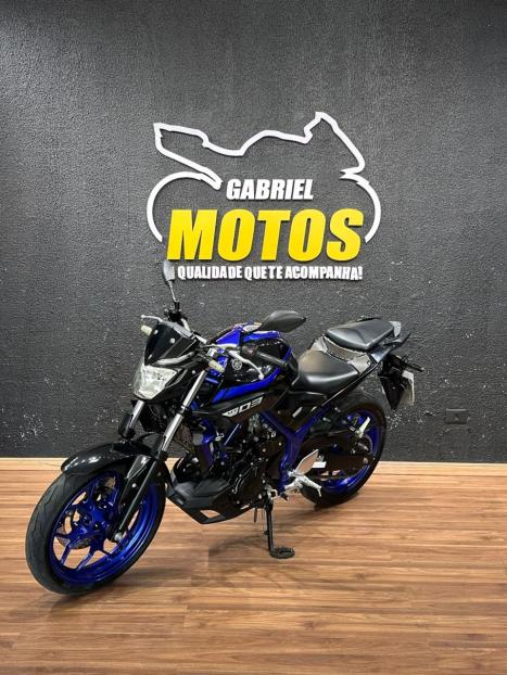 YAMAHA MT-03 300 , Foto 4