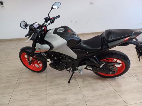 YAMAHA MT-03 300 ABS, Foto 6 YAMAHA MT-03 300 ABS, Foto 6