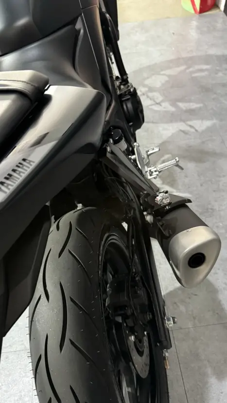 YAMAHA MT-03 300 ABS, Foto 5