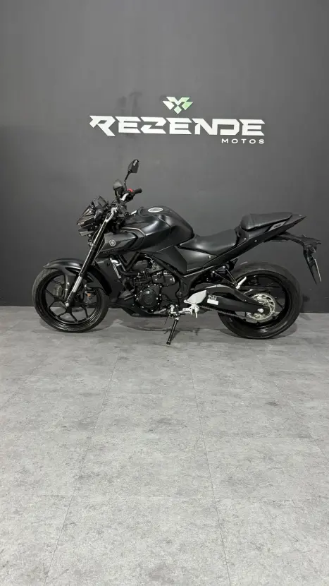 YAMAHA MT-03 300 ABS, Foto 8