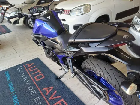 YAMAHA MT-03 300 ABS, Foto 9