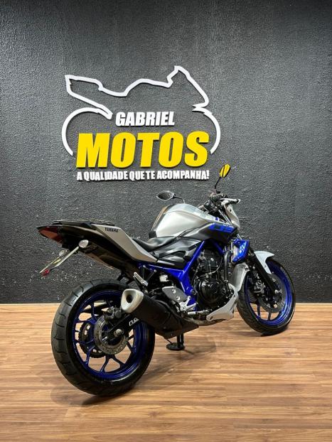 YAMAHA MT-03 300 ABS, Foto 6 YAMAHA MT-03 300 ABS, Foto 6