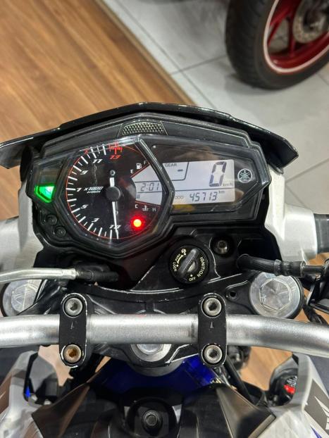 YAMAHA MT-03 300 ABS, Foto 7 YAMAHA MT-03 300 ABS, Foto 7