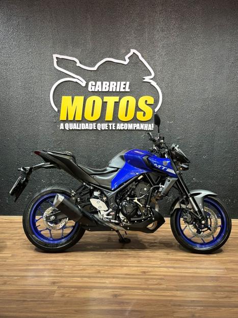YAMAHA MT-03 300 ABS, Foto 1