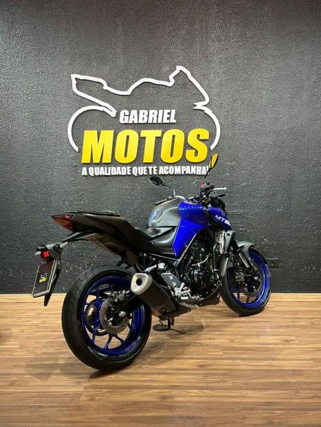 YAMAHA MT-03 300 ABS, Foto 5