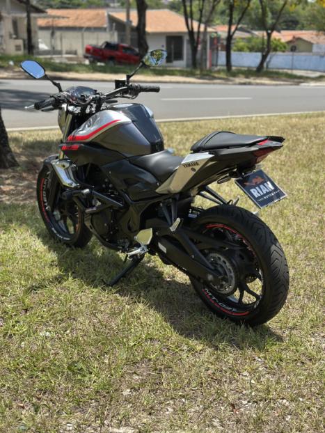 YAMAHA MT-03 300 ABS, Foto 4