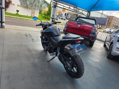 YAMAHA MT-03 300 ABS, Foto 5