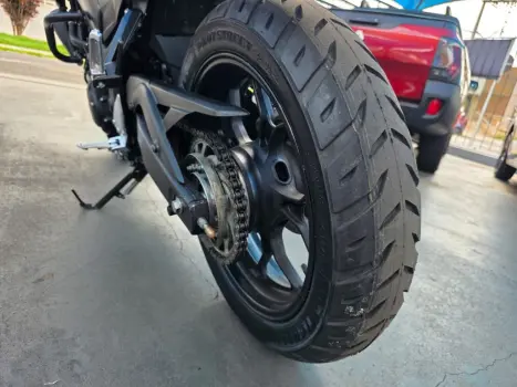 YAMAHA MT-03 300 ABS, Foto 7