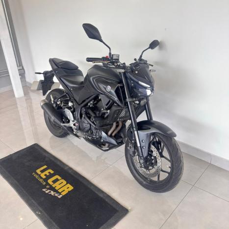 YAMAHA MT-03 300 ABS, Foto 5
