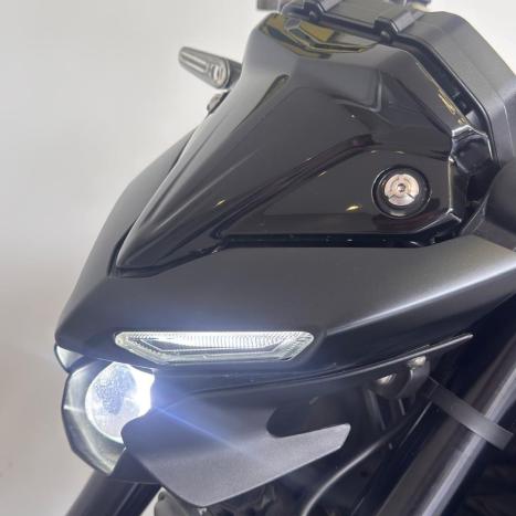 YAMAHA MT-03 300 ABS, Foto 9