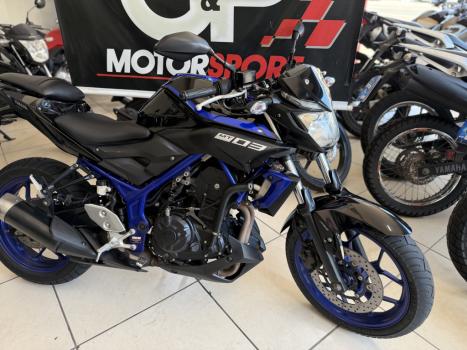 YAMAHA MT-03 300 ABS, Foto 3