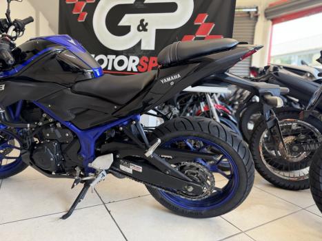 YAMAHA MT-03 300 ABS, Foto 6