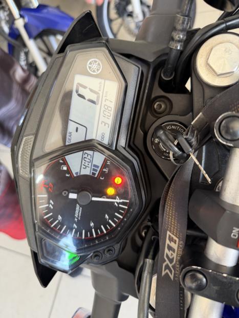 YAMAHA MT-03 300 ABS, Foto 7