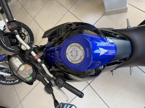 YAMAHA MT-03 300 ABS, Foto 8