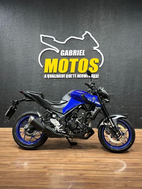 YAMAHA MT-03 300 ABS, Foto 1