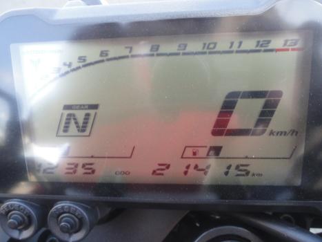 YAMAHA MT-03 300 ABS, Foto 10