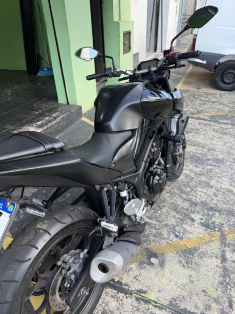 YAMAHA MT-03 300 ABS, Foto 4