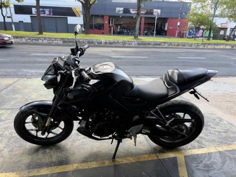 YAMAHA MT-03 300 ABS, Foto 5
