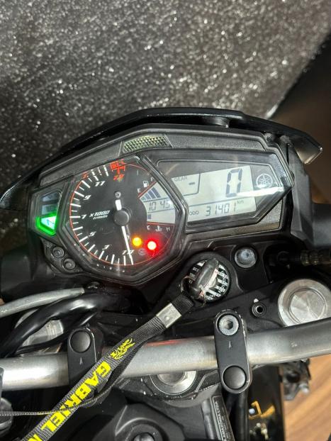 YAMAHA MT-03 300 ABS, Foto 7