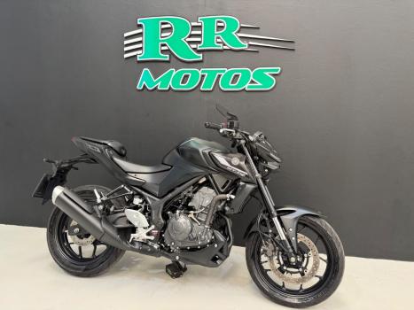 YAMAHA MT-03 300 ABS, Foto 3